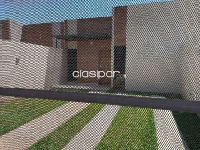 Casa 3 habitaciones a estrenar en Luque Mora Cué