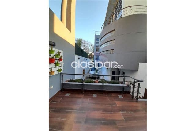 Edificio coorporativo en el Barrio Ykuasati, foto 1