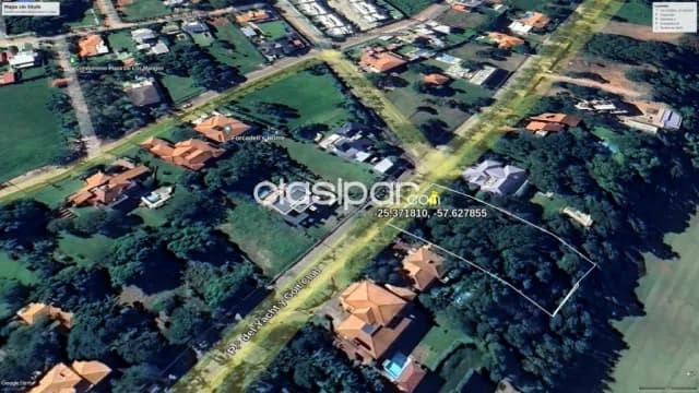 Hermoso terreno sobre el paseo del yacht, foto 4