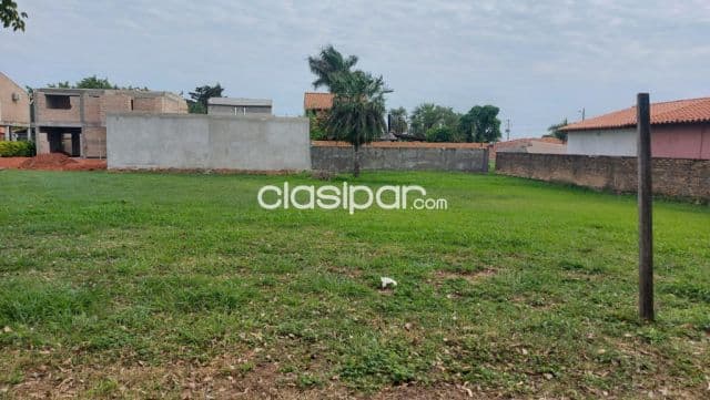 Usd. 126.000 Amplio terreno en esquina en Zeballos Cue , del lado de enfrente de la Transc