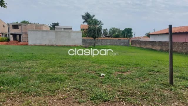 Usd. 126.000 Amplio terreno en esquina en Zeballos Cue , del lado de enfrente de la Transc, foto 2