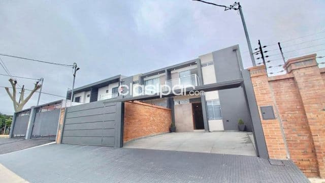 En Venta Duplex a Estrenar en Villa Elisa V159