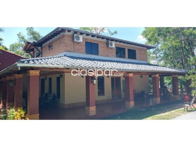 Casa en Urbanizacion 4 dormitorios en San Bernardino
