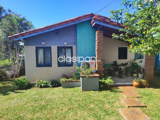casa en el barrio La Paz de Encarnación, zona Tribunales: 4 habitaciones y 2 baños, foto 1