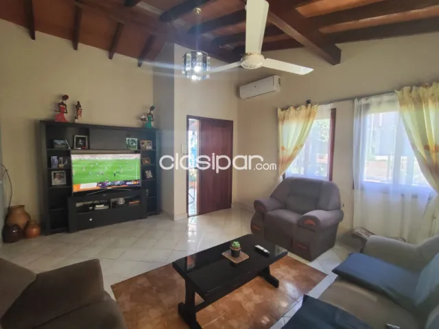 casa en el barrio La Paz de Encarnación, zona Tribunales: 4 habitaciones y 2 baños, foto 5
