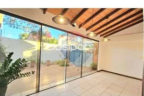 En venta casa en condominio boulevard loma alta, foto 2