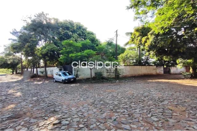 Terreno en esquina de 1.134m2 Lambaré totalmente amurallado c/ 3 entradas, foto 3