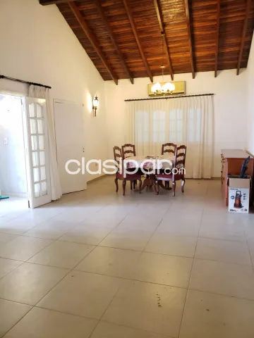 Prox. Mburucuyá / molas lopez en pb: 3 dormit, impecable estado, amplios ambientes, jardín — foto 2