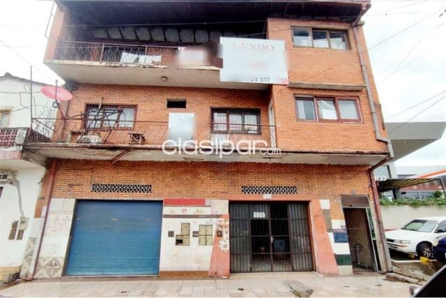 Edificio en amplio terreno s/avda.eusebio ayala zona comercial