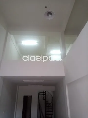 Salón comercial en Ciudad del Este sobre la av. San blas cód 2631 — foto 2