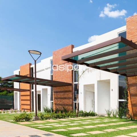Duplex en barrio cerrado Luque