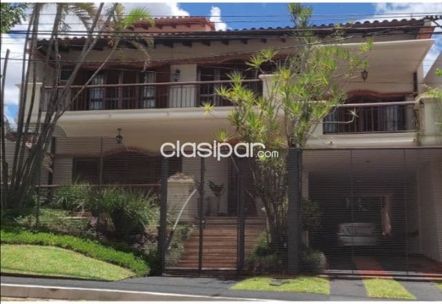 VENDO!. Hermosa casa en Bo. Manora. ASA