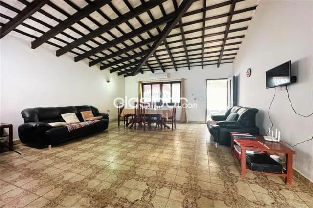 Oportunidad en villa aurelia zona municipalidad ofertas en la región de 1,200,000,000 ₲, foto 3