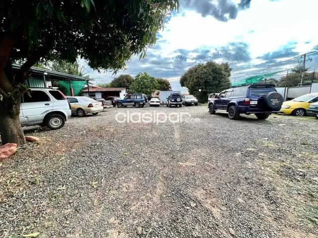 Terreno en Luque barrio laurelty cod 2213, foto 2