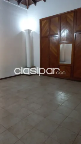 VENDO!. Casa amplia zona Laguna Grande, foto 4