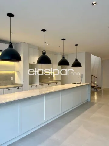 En venta hermoso dúplex british style con finas terminaciones en Luque, foto 4
