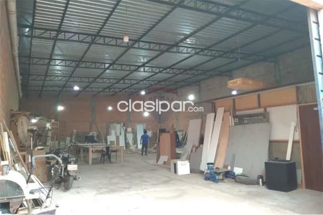 En venta amplio deposito zona ips de Luque — foto 2