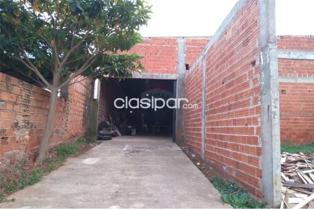 En venta amplio deposito zona ips de Luque — foto 5