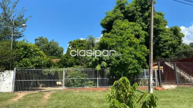 Hermosa y amplia propiedad piquete cué limpio — foto 3