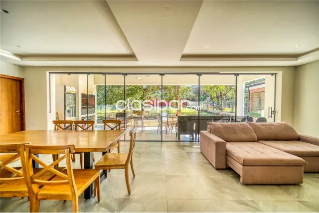 Hermosa y amplia residencia en Surubii 270,000 USD Paraguay Central Mariano Roque Alo — foto 2