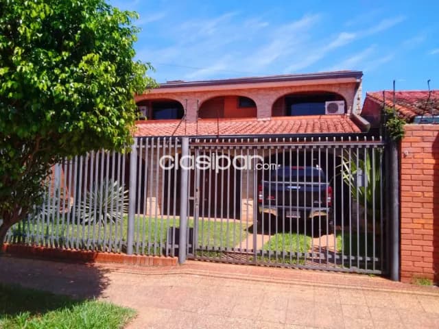 Casa en Fernando de la Mora, foto 2