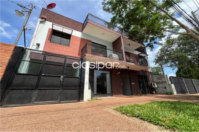 Amplia casa en ycua sati con renta!! 🌳✨ — foto 4