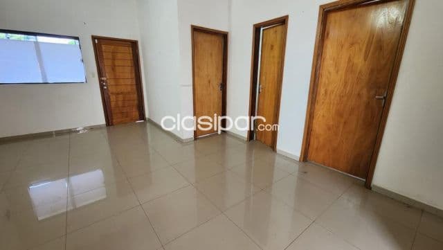 Chalet Tipo Dúplex de 3 Dormitorios en Villa Elisa - CLHO5812174