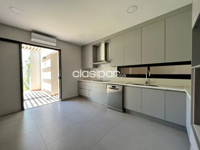 o Vendo Residencia en Asunción Barrio Mburucuya, foto 5