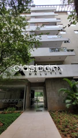 Departamento en asuncion barrio Villa Morra cod 2643