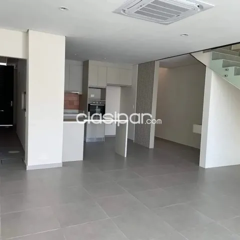 duplex con piscina en barrio san jorge — foto 3