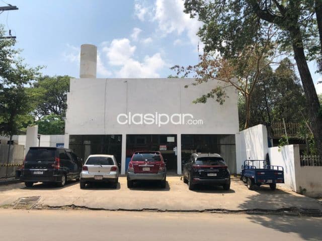 Z/ multiplaza – km5: 416 m2, importante depósito, seguridad incendios, terminación superio