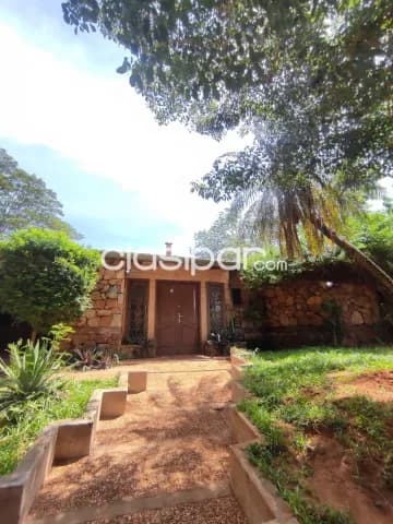 Casa en lambare zona campus de la autónoma cod 2759, foto 2