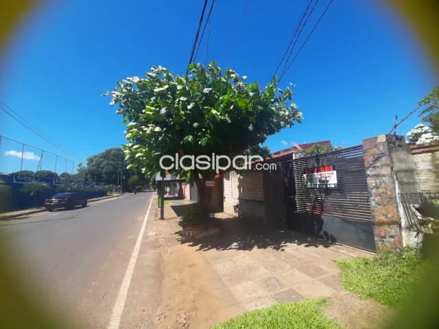 Luque : Vendo casa frente al estadio del sportivo Luqueño - 2do. Barrio!!! — foto 3