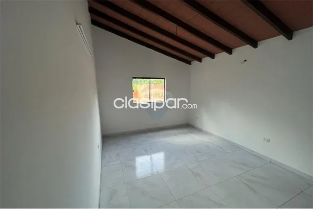 Hermosa casa de 2 habitaciones en Mora Cue, foto 4