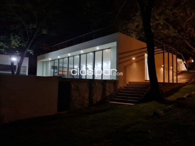Punta bella - sanber: Maravillosa residencia amoblada, equipada, 939m2, 3 suites, jardín
