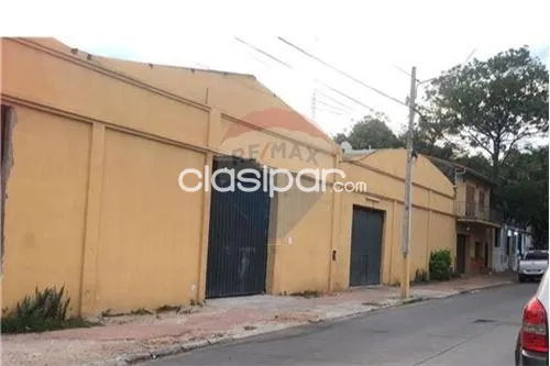 3 depósitos/tinglados con casa en b° sajonia, foto 2
