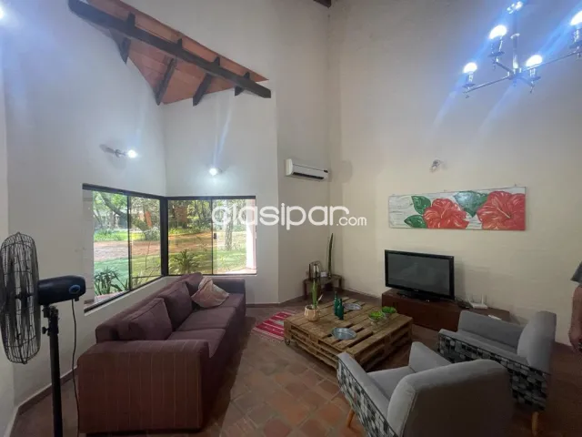 Cond. Santa maria – sanber: Hermosa residencia, 1.500 m2, 4 dormit, jardìn, piscina, equip, foto 4