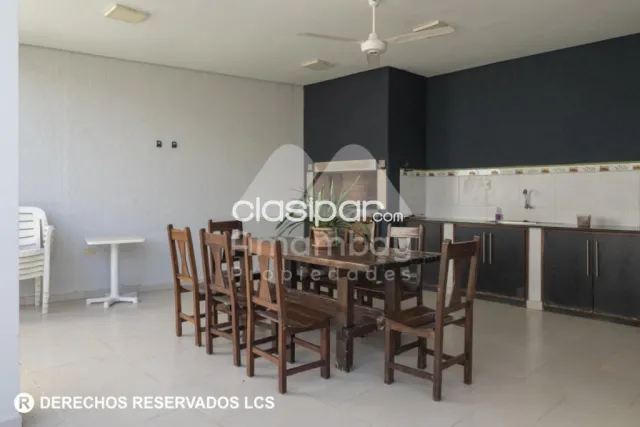 Casa con 4 dormitorios + quincho y piscina. Lambaré, zona avda. Del yacht, foto 3