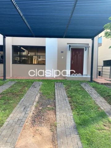 Casa en Luque en Condominio Boulevard Los Jardines — foto 2