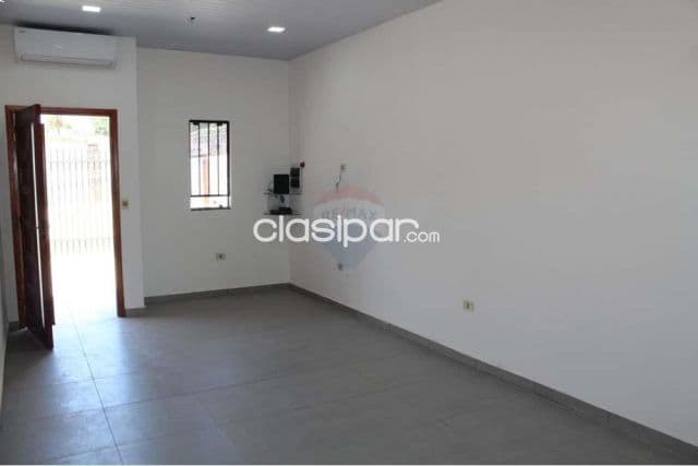 Chalet a estrenar - Ñemby