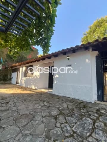 Casa de 270 m2 en San Bernardino Zona Céntrica-LHO5132043 — foto 2