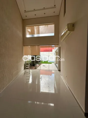 Mburucuyá: Lujosa residencia minimalista, 600 m2, 4suites, escritorio, buen jardín, foto 3
