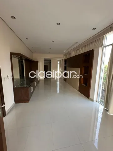 Mburucuyá: Lujosa residencia minimalista, 600 m2, 4suites, escritorio, buen jardín, foto 4