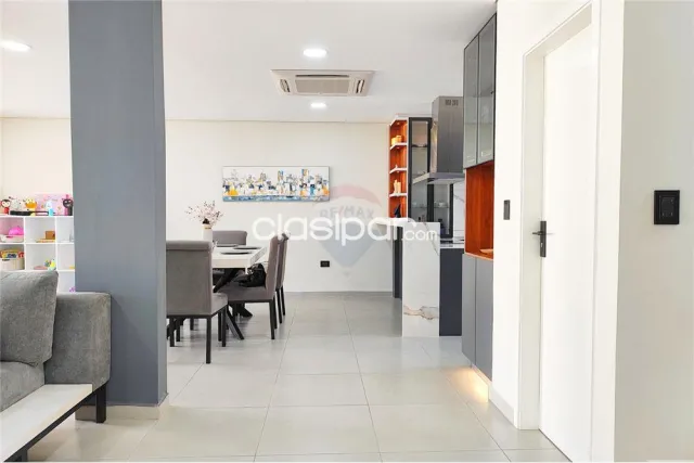 Casa - Venta - Paraguay Central Fernando de la Mora RESIDENCIA NUEVA COMPLETAMENTE AMOBLAD — foto 4