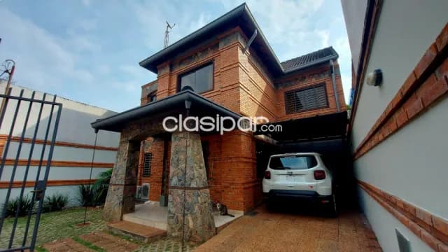 Amplia residencia entre Recoleta y tembetary con piscina, foto 4