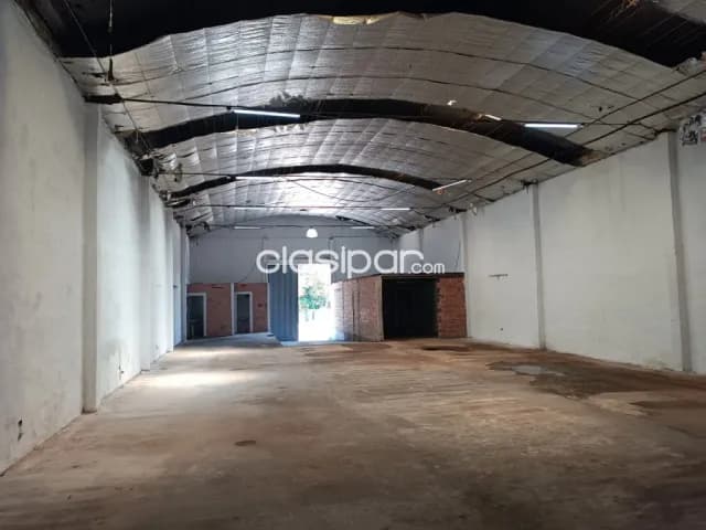 Fdo de la mora n, prox. Av. Mcal. López: 350 m2 + oficina, impecable estado, 8.500.000 gs — foto 3