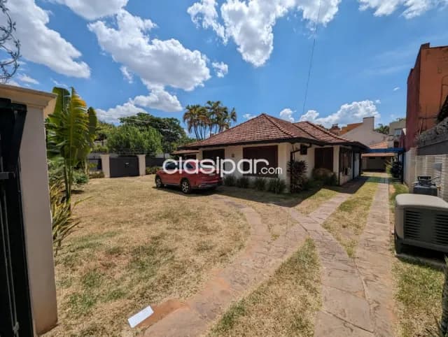 Villa Morra: Elegante ubicación: Residencia en esquina, planta baja, p/ uso comercial, foto 3