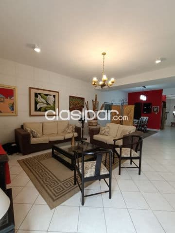 Casa en Asunción barrio Las Mercedes cod 2840