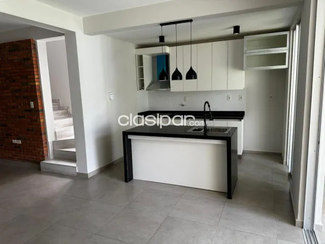 Duplex en Fdo. de la Mora Zona Norte — foto 3