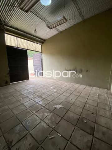 Mburucuyá – Trinidad: Confortables oficinas + galpón p/ diversos usos, 7.000.000 gs + iva — foto 5